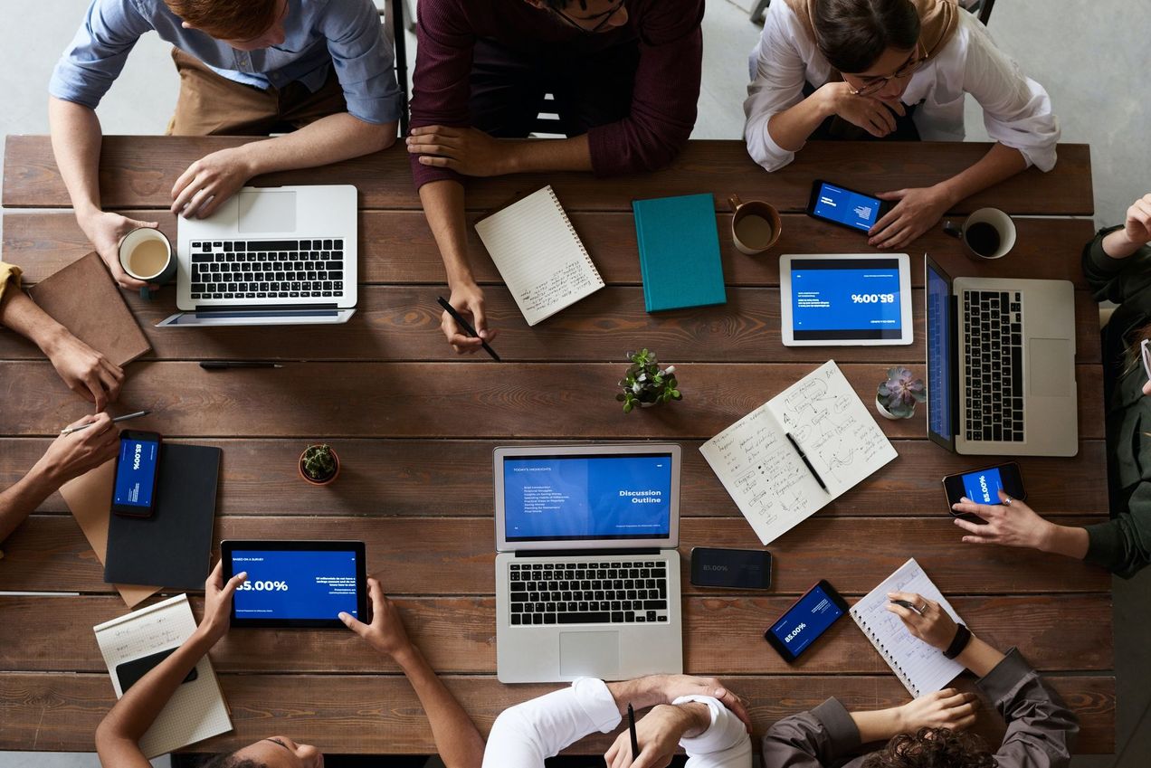 Google G Suite vs. Microsoft 365: Welche Software-Suite für Mittelständler?